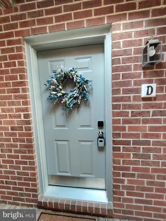$2,400 | 3151 D Covewood Court, Unit D, Falls Church, VA 22042