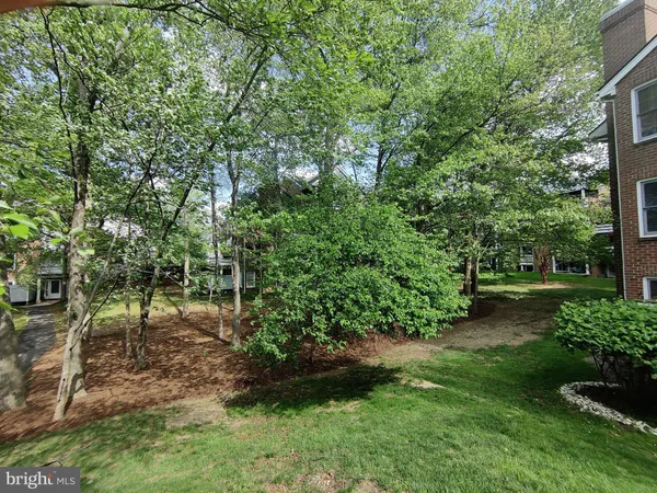 $2,400 | 3151 D Covewood Court, Unit D, Falls Church, VA 22042