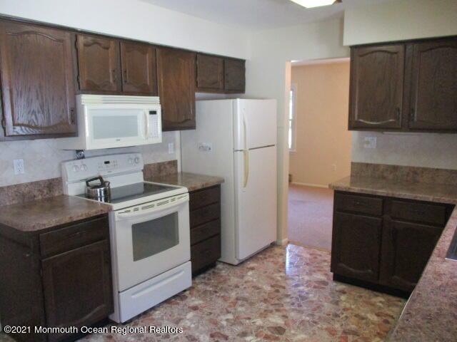 72 Meadowbrook Road Brick, NJ 08723 - Photo 12 of 33 IMG_9174