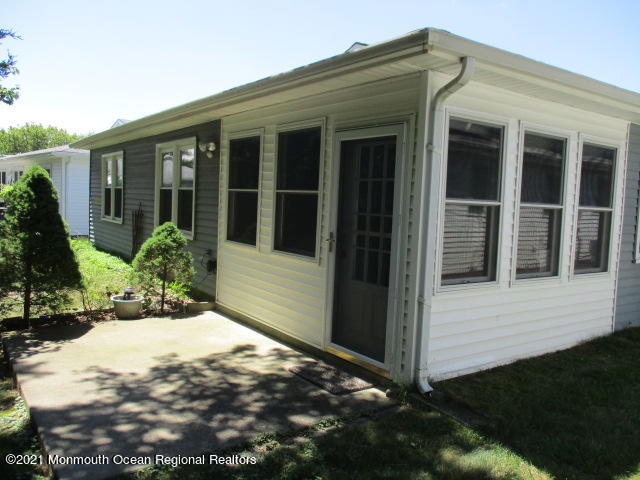 72 Meadowbrook Road Brick, NJ 08723 - Photo 4 of 33 IMG_9166