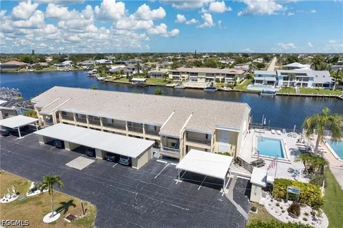 $199,900 | 3631 Southeast 10th Avenue, Unit 102, Cape Coral, FL 33904