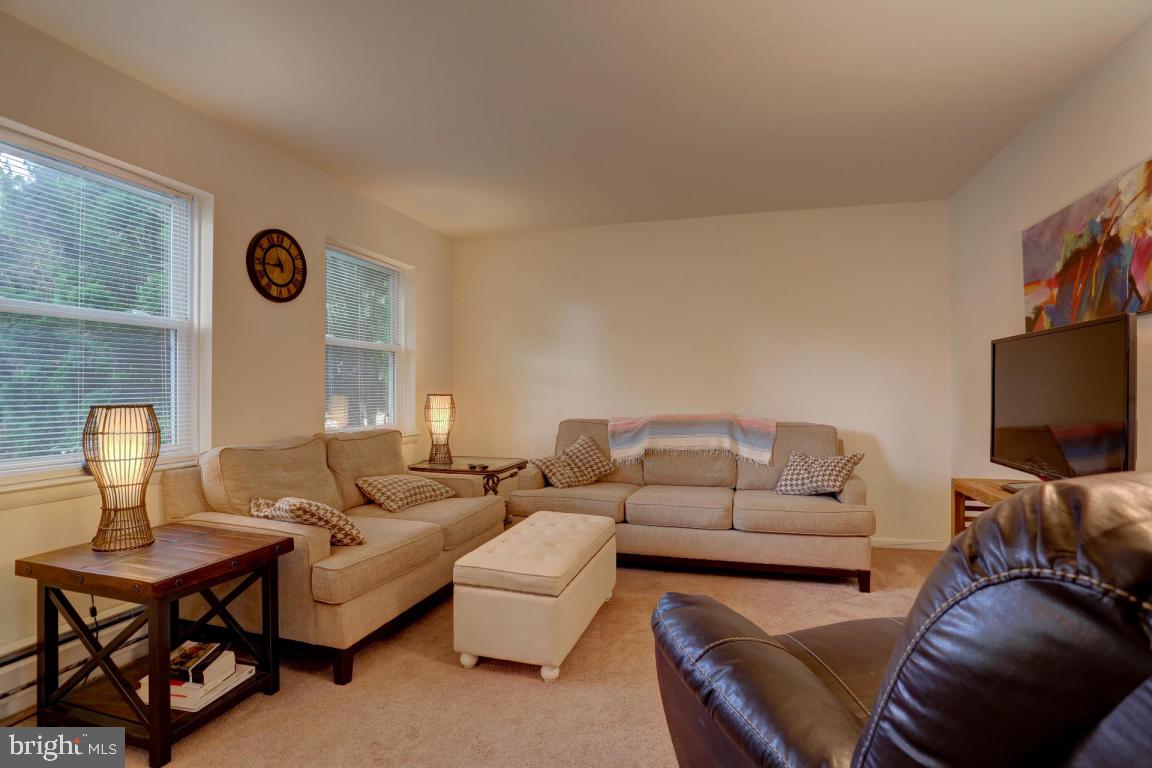 1010 Williamsburg Road Lancaster, PA 17603 - Photo 9 of 28 Gallery Image 9