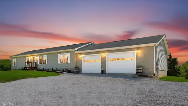 $449,900 | 4780 Huggins Road, Zanesville, OH 43701