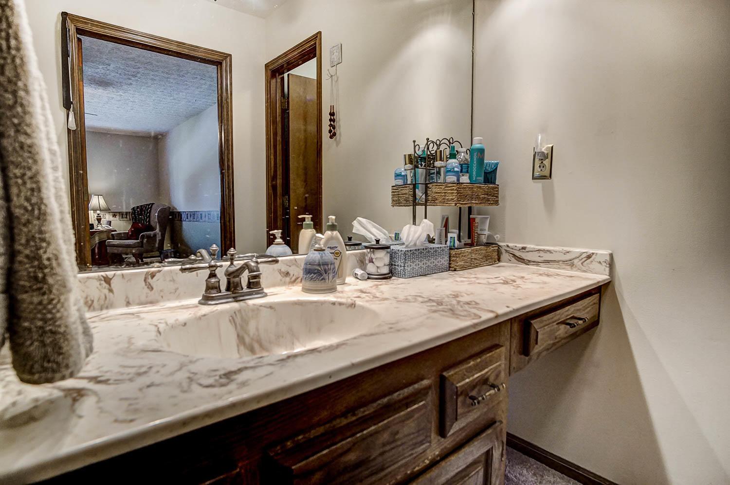 1255 Chatham Ridge Road Westerville, OH 43081 - Photo 27 of 43 Gallery Image 27