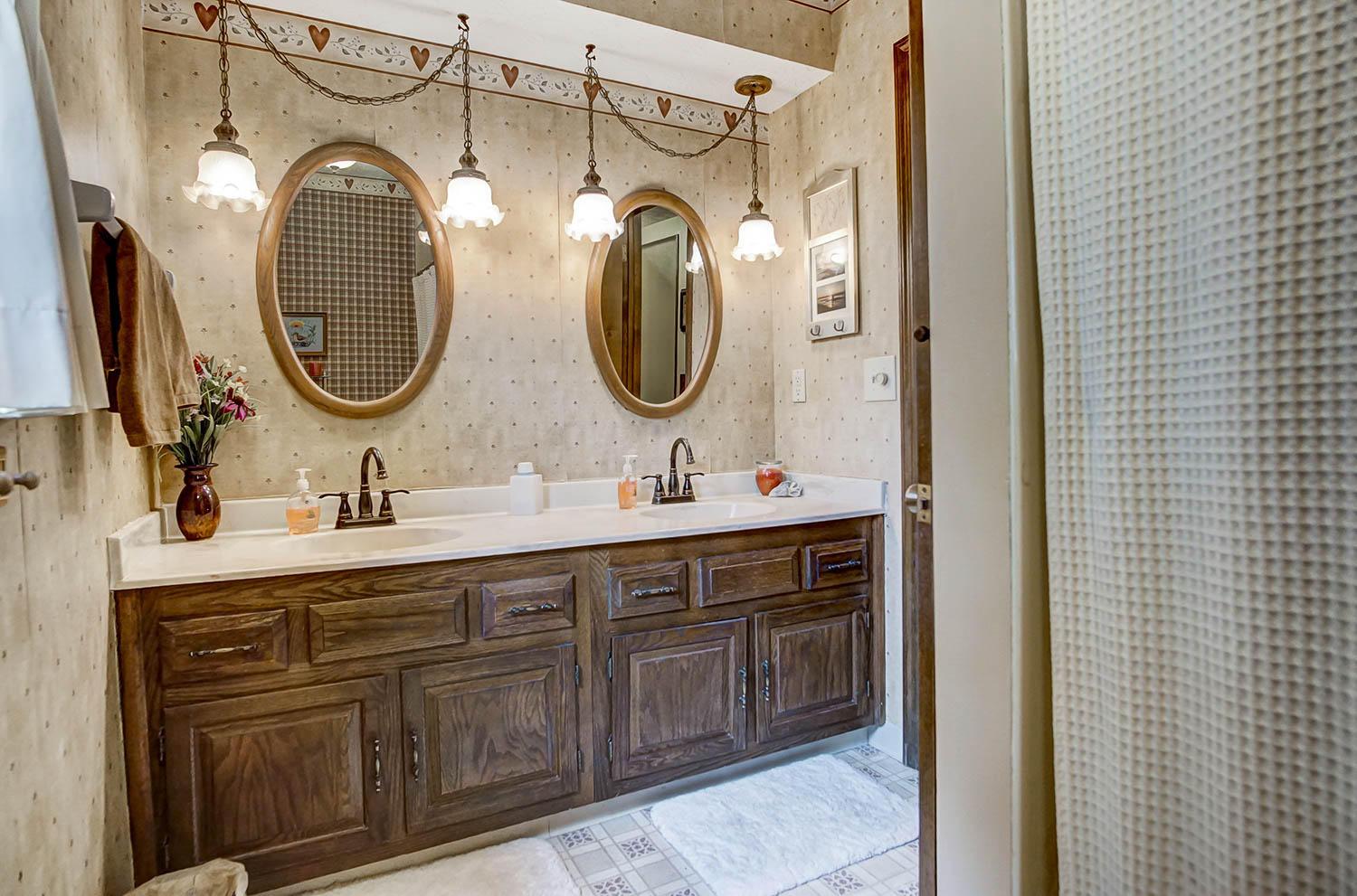 1255 Chatham Ridge Road Westerville, OH 43081 - Photo 29 of 43 Gallery Image 29