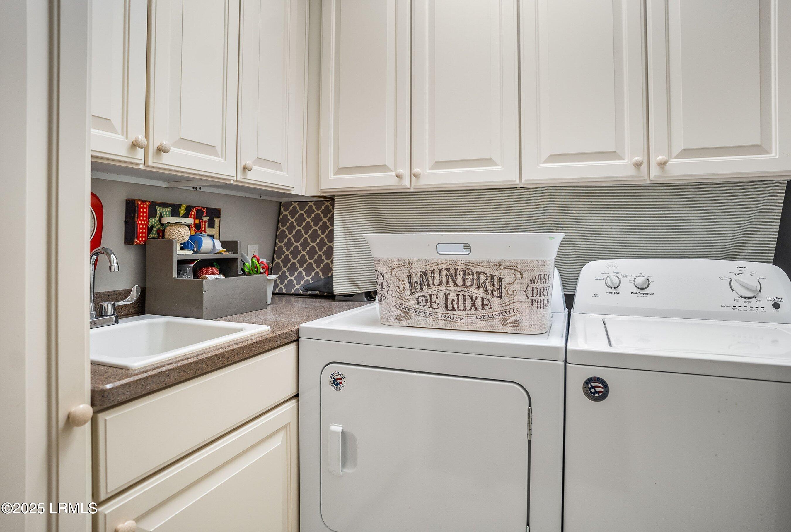 3 Rising Tide Drive, Unit D Beaufort, SC 29902 - Photo 8 of 47 DSC07471-215-1.jpg-SMALL