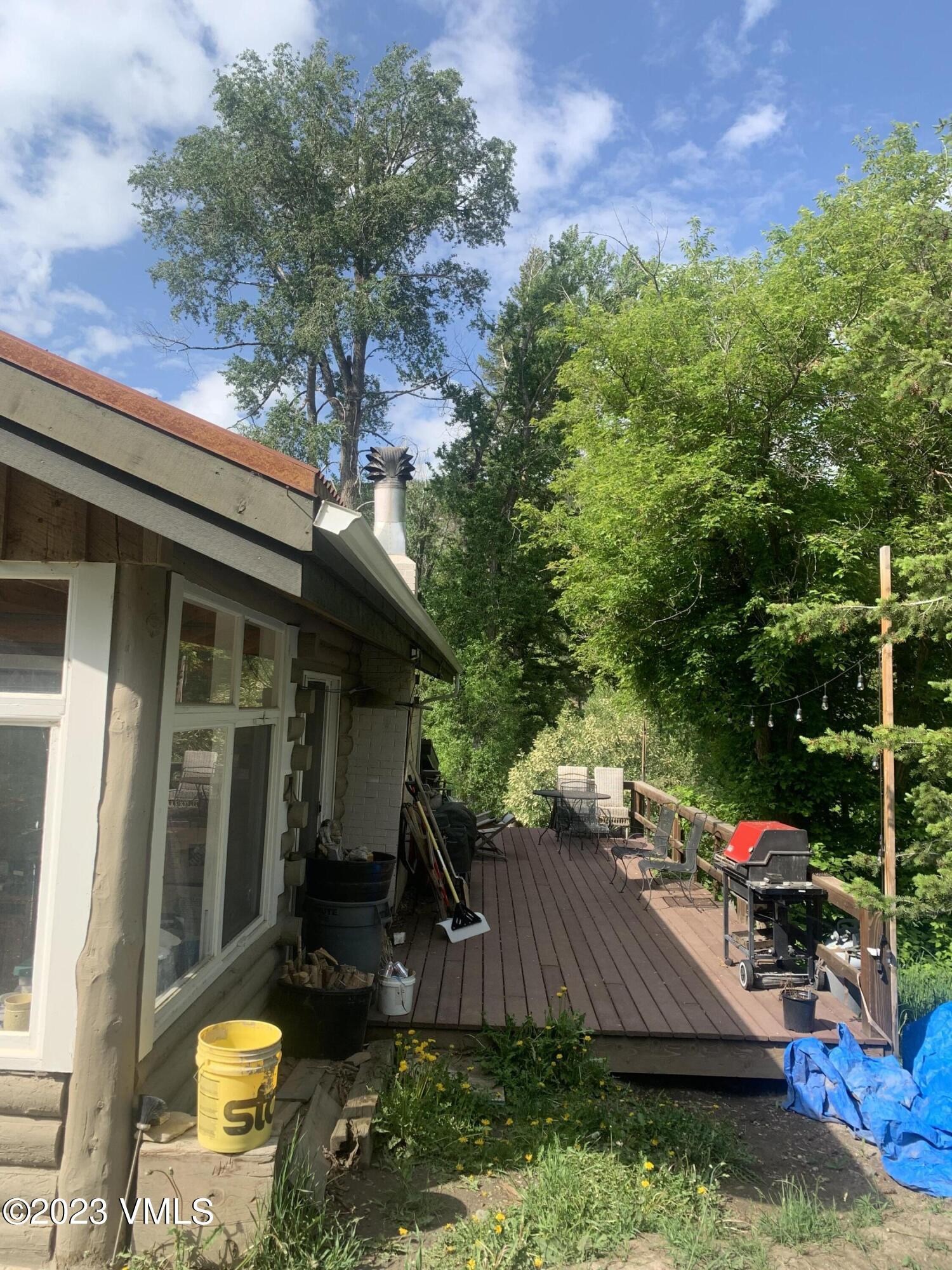 500 Sweetwater Road Gypsum, CO 81637 - Photo 5 of 10 a view of back yard of the house