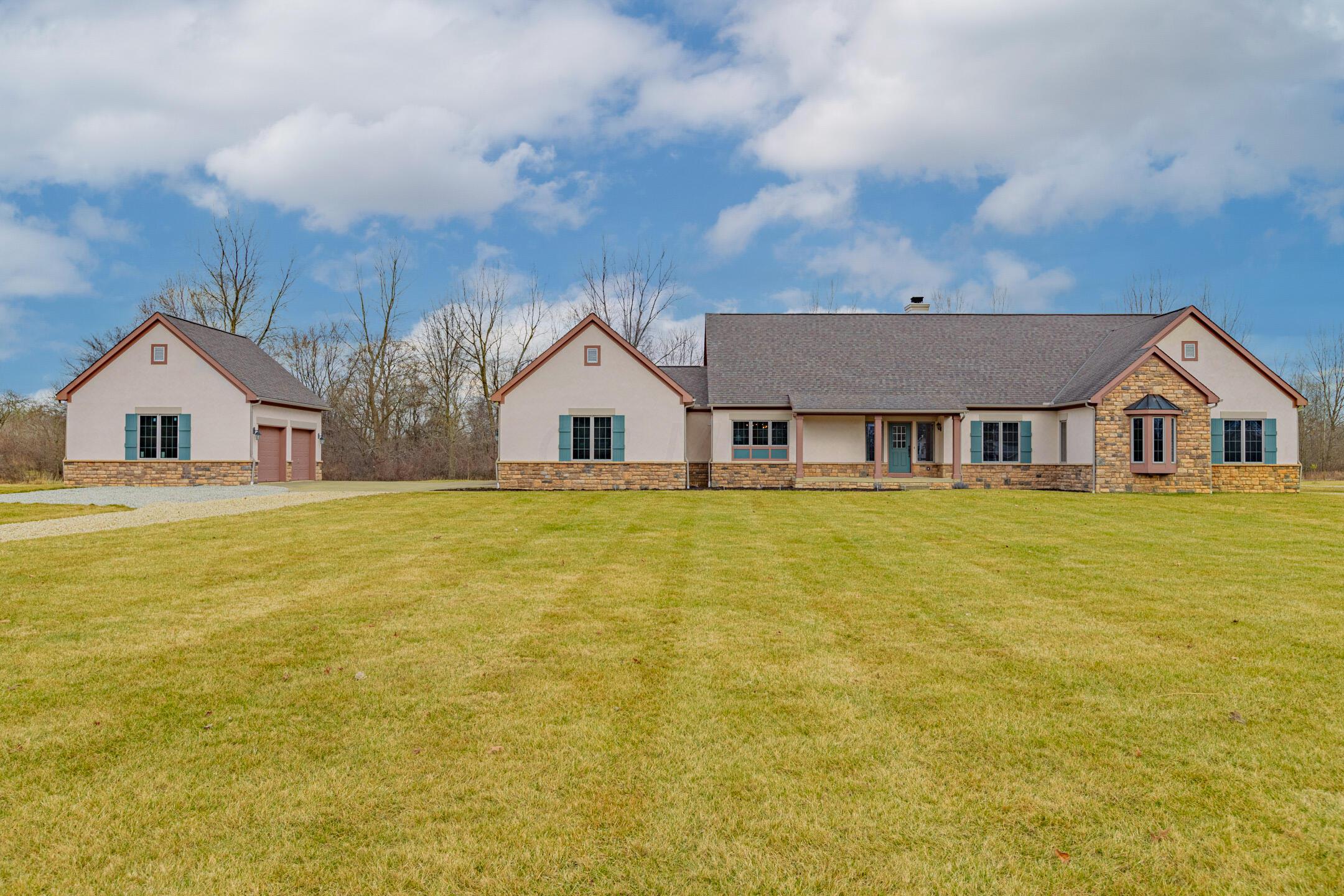 10657-Adams-Rd-4