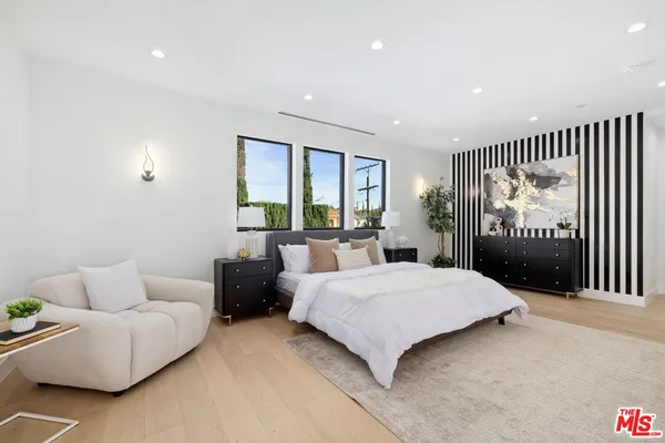 $3,699,000 | 5012 Enfield Avenue, Encino, CA 91316