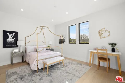$3,699,000 | 5012 Enfield Avenue, Encino, CA 91316