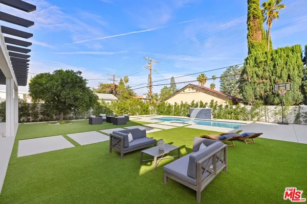 $3,699,000 | 5012 Enfield Avenue, Encino, CA 91316