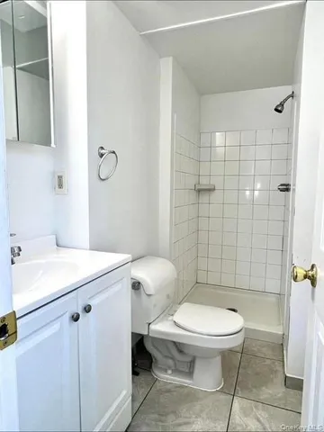 $2,500 | 1603 Union Boulevard, Bay Shore, NY 11706