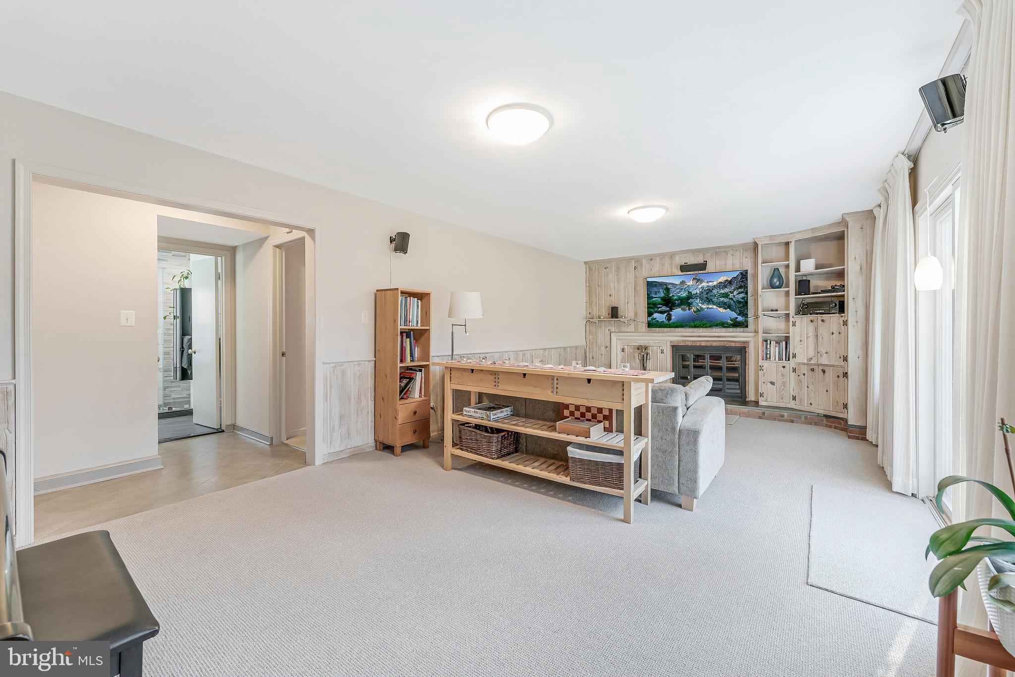 9908 Carter Road Bethesda, MD 20817 - Photo 20 of 51 Fully carpeted