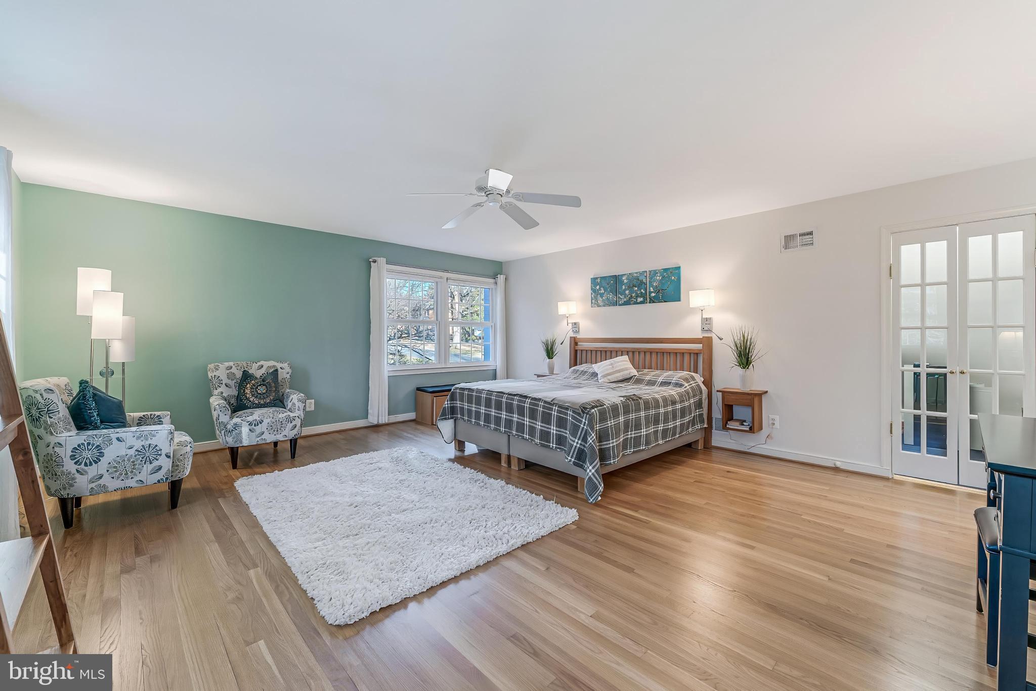 9908 Carter Road Bethesda, MD 20817 - Photo 25 of 51 Primary suite (upper-level #2)