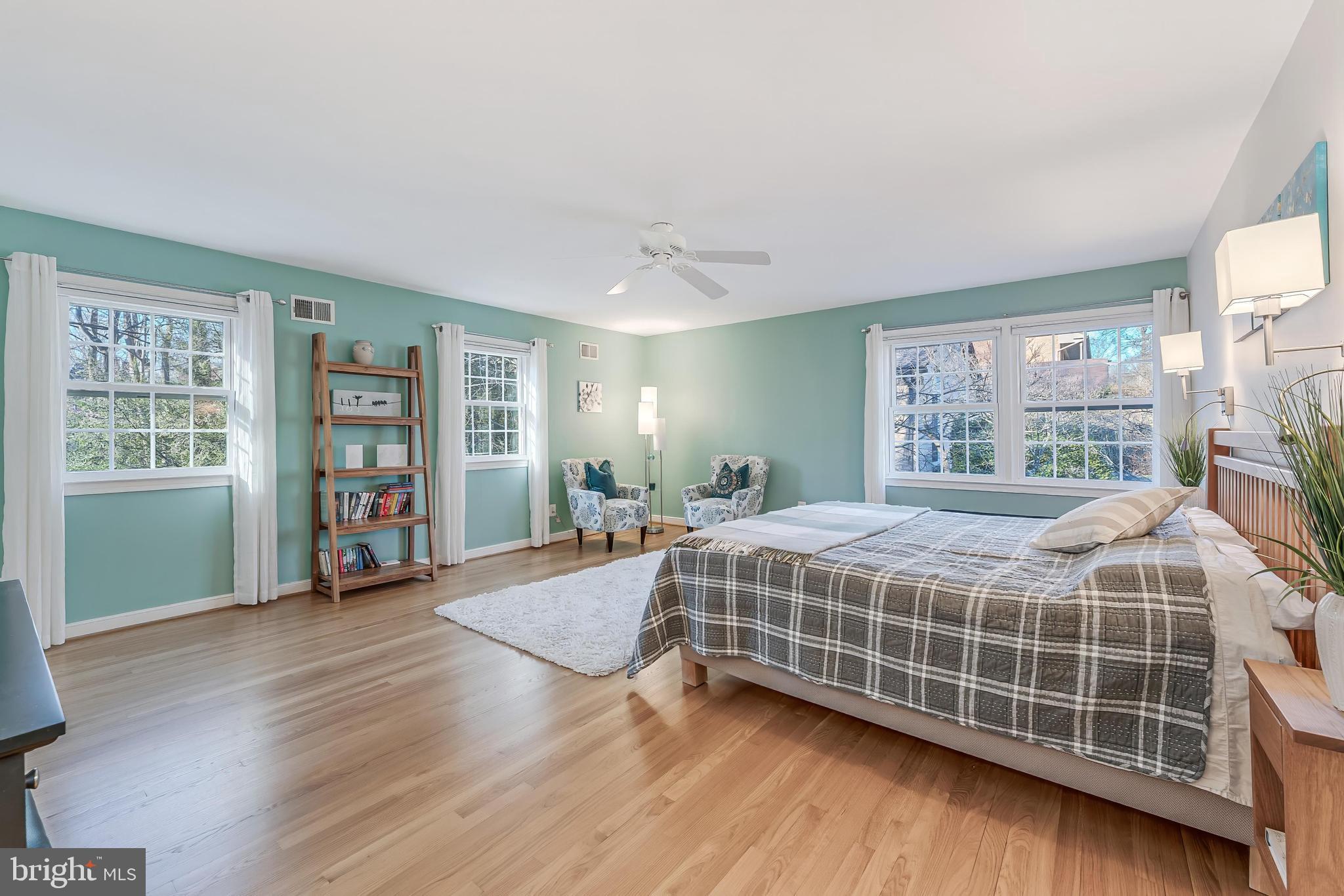 9908 Carter Road Bethesda, MD 20817 - Photo 26 of 51 Gorgeous hardwood floors; ceiling fan