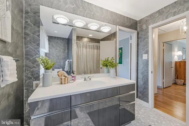 $1,450,000 | 9908 Carter Road, Bethesda, MD 20817