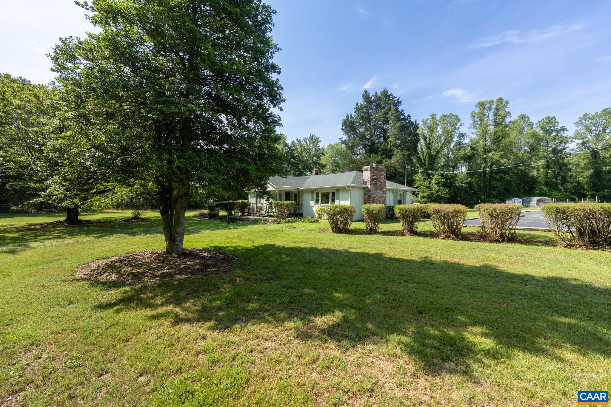 572 Maxfield Road Keswick, VA 22947 - Photo 45 of 52 Front Yard
