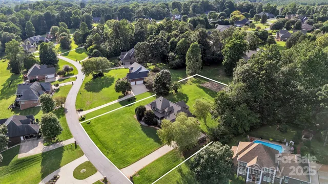 $809,000 | 1163 Willow Creek Drive, Newton, NC 28658