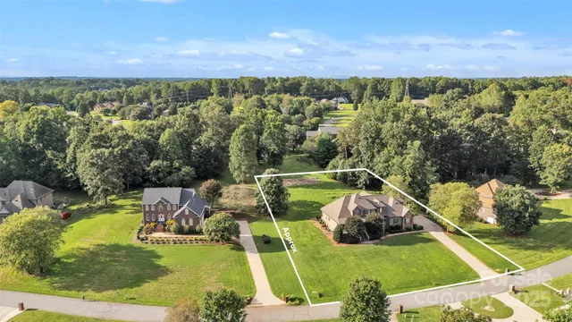 $809,000 | 1163 Willow Creek Drive, Newton, NC 28658