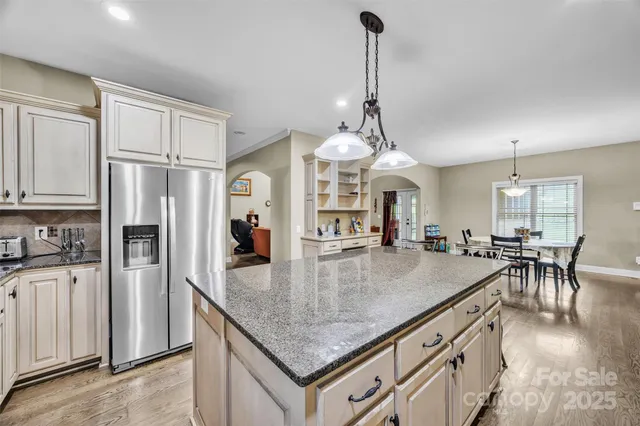 $809,000 | 1163 Willow Creek Drive, Newton, NC 28658