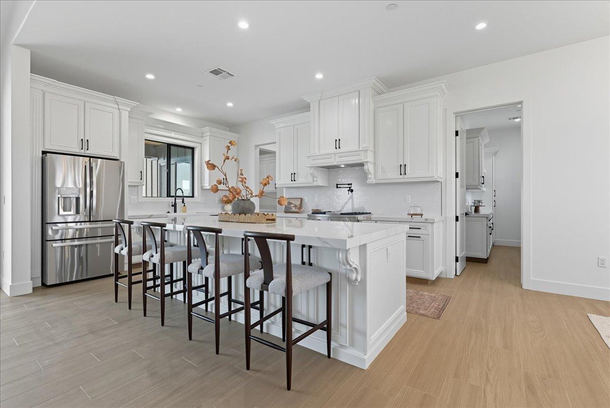 605 South Anderson Road Exeter, CA 93221 - Photo 19 of 81 Kitchen