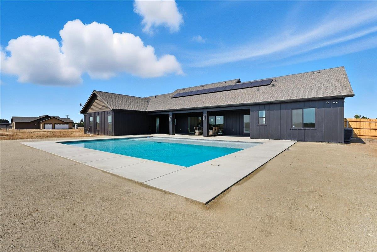 605 South Anderson Road Exeter, CA 93221 - Photo 60 of 81 Pool