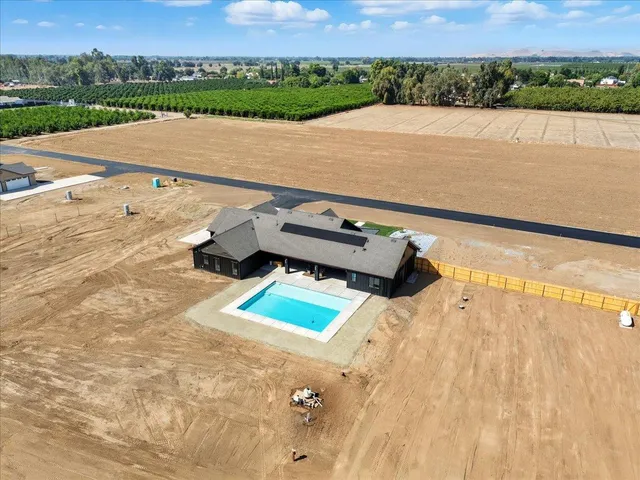 $1,499,000 | 605 South Anderson Road, Exeter, CA 93221