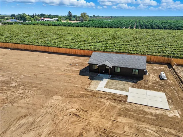 $1,499,000 | 605 South Anderson Road, Exeter, CA 93221
