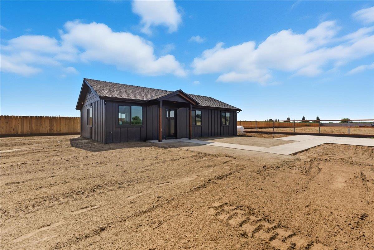 605 South Anderson Road Exeter, CA 93221 - Photo 67 of 81 Guest House