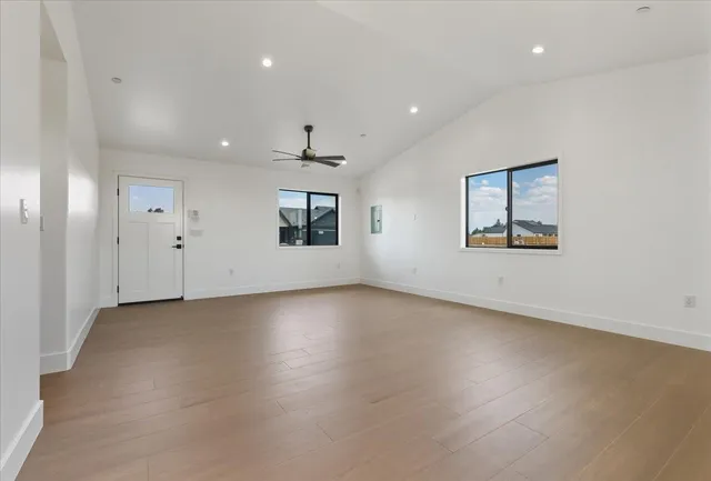 $1,499,000 | 605 South Anderson Road, Exeter, CA 93221