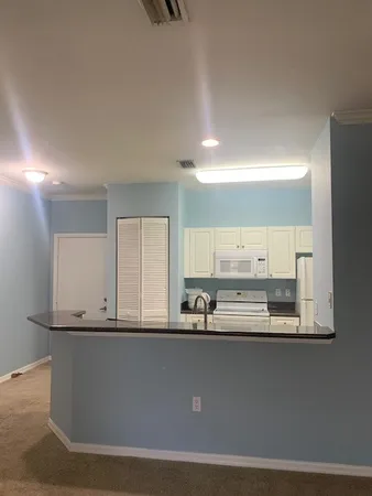 $1,850 | 2260 57th Circle, Unit 2260, Vero Beach, FL 32966