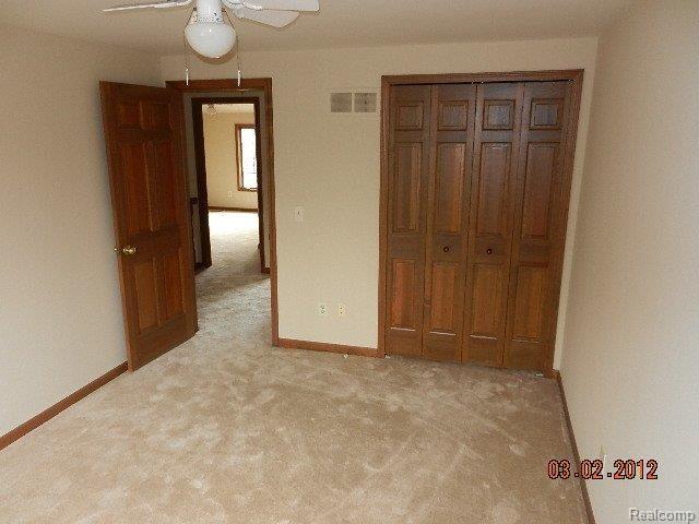 3388 Edmunton Drive Rochester, MI 48306 - Photo 16 of 17 DSCN1754.JPG