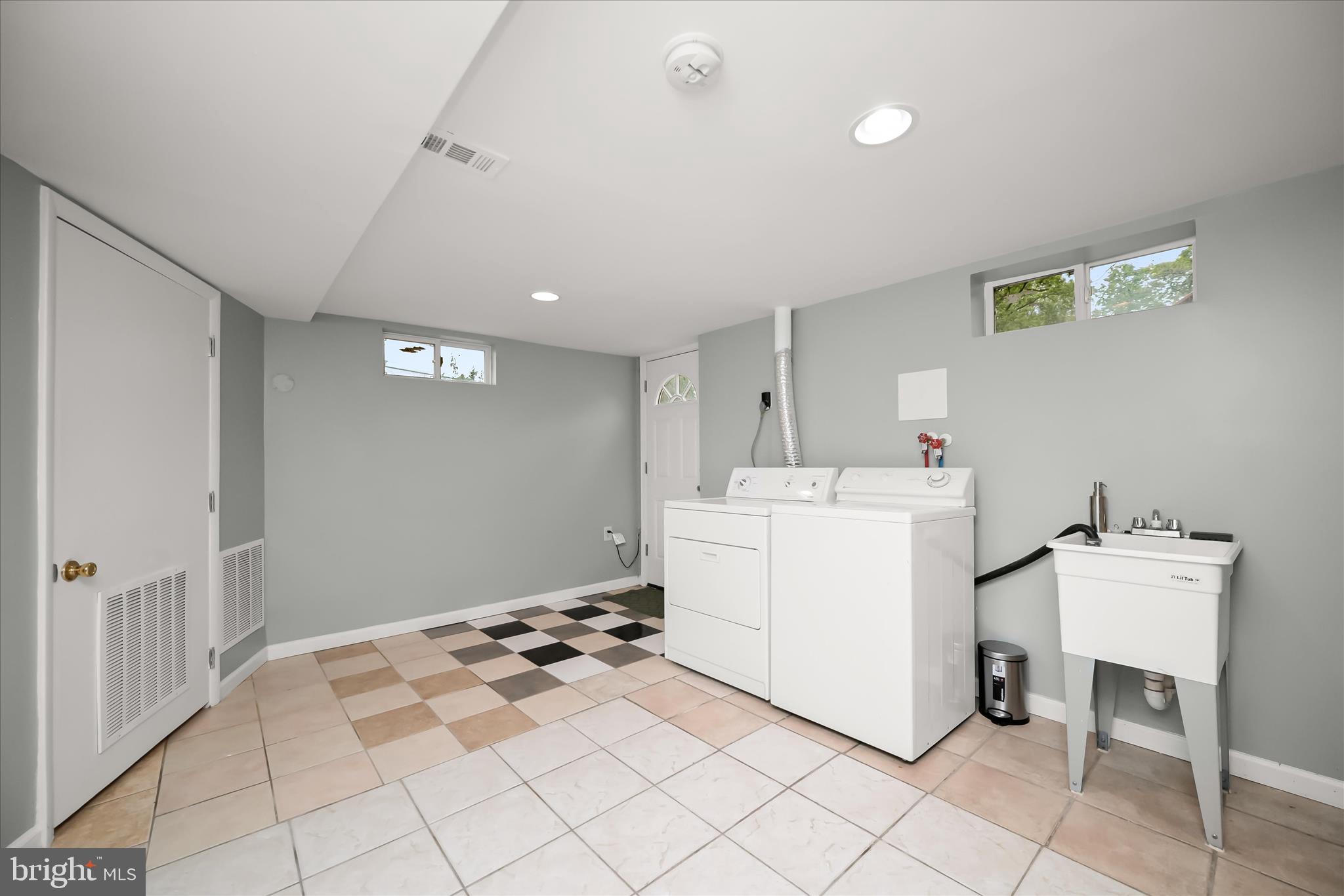 7403 Locust Drive Hanover, MD 21076 - Photo 30 of 43 Laundry Room