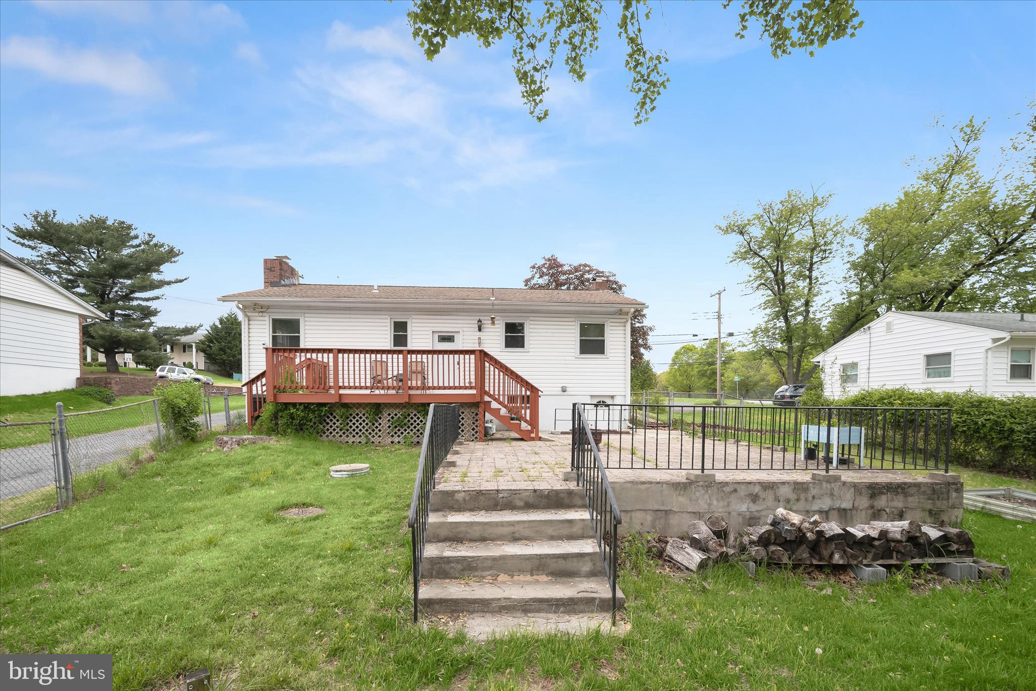 7403 Locust Drive Hanover, MD 21076 - Photo 38 of 43 Rear