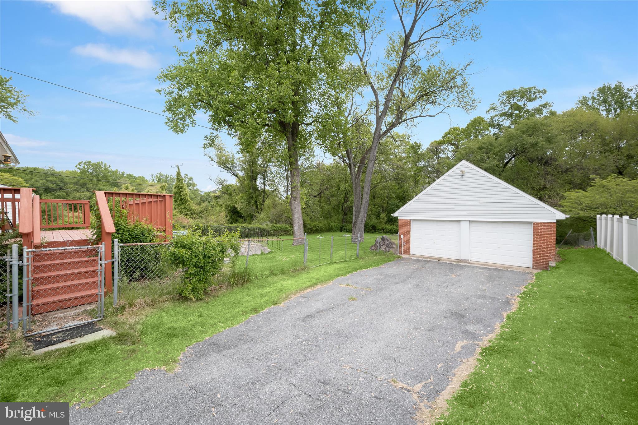 7403 Locust Drive Hanover, MD 21076 - Photo 39 of 43 Rear