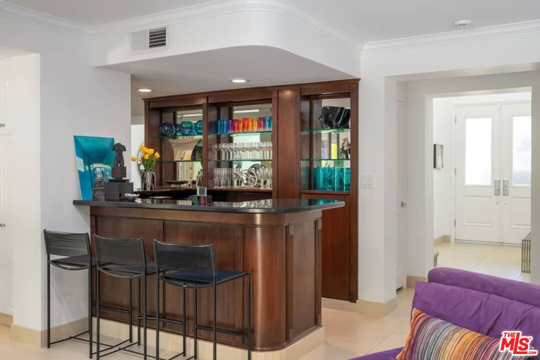 3104 Hutton Drive Beverly Hills, CA 90210 - Photo 14 of 37