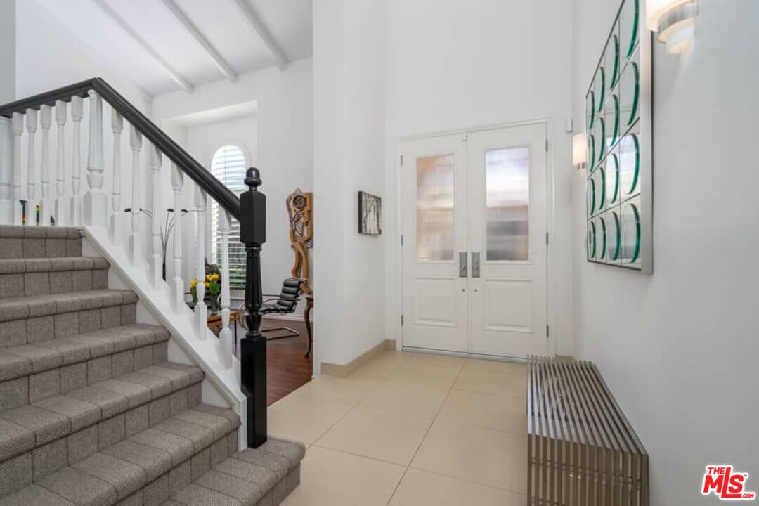 3104 Hutton Drive Beverly Hills, CA 90210 - Photo 15 of 37 a view of entryway and hall with wooden floor