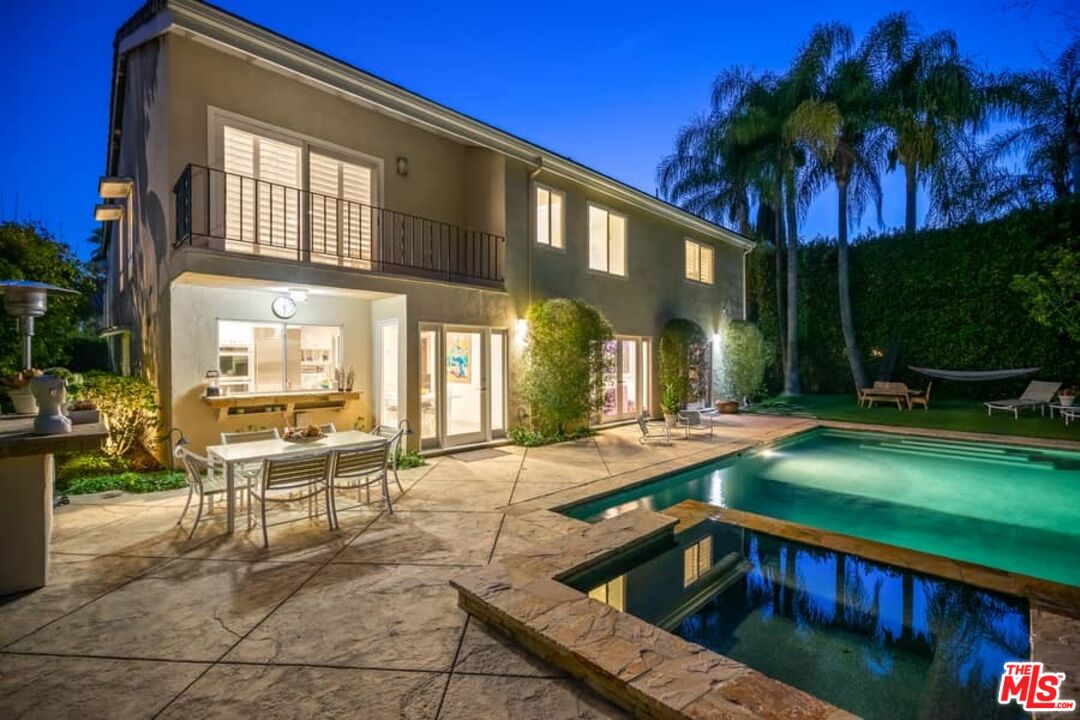 3104 Hutton Drive Beverly Hills, CA 90210 - Photo 33 of 37 a view of a house with pool and sitting area