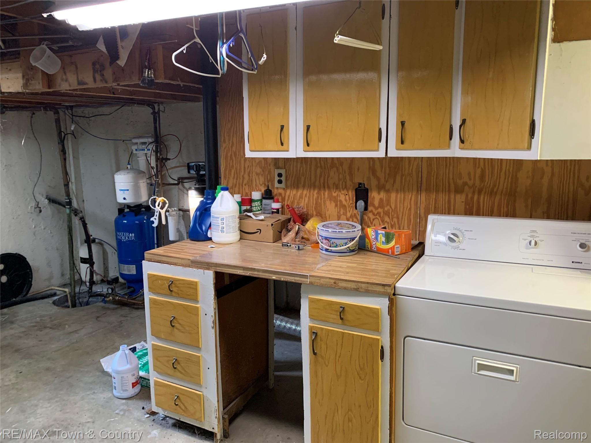 5383 Flushing Road Flushing, MI 48433 - Photo 23 of 28 flushing basement2.jpg