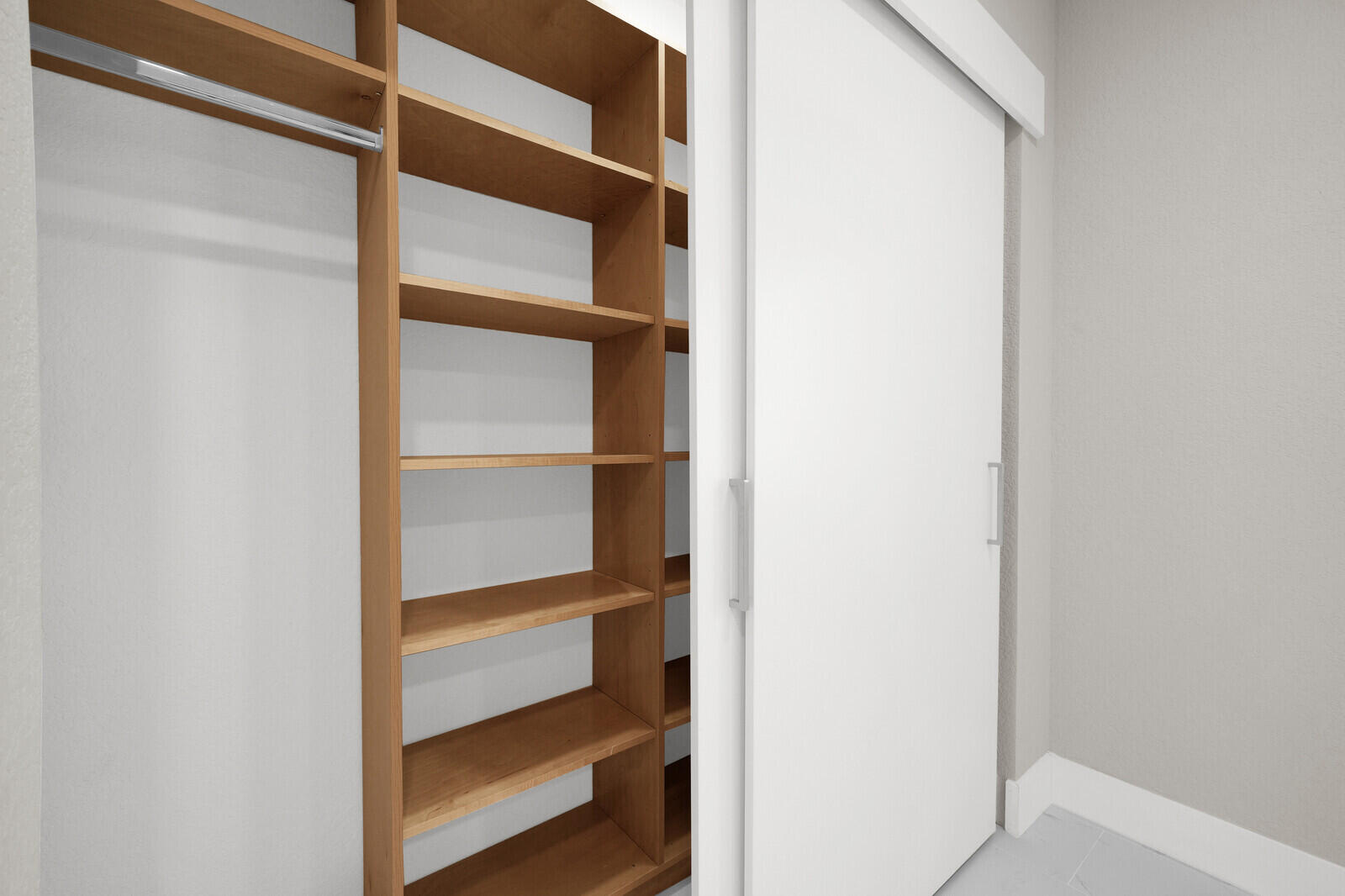 23392 East Country Club Drive East Boca Raton, FL 33428 - Photo 14 of 21 a view of an empty walk in closet