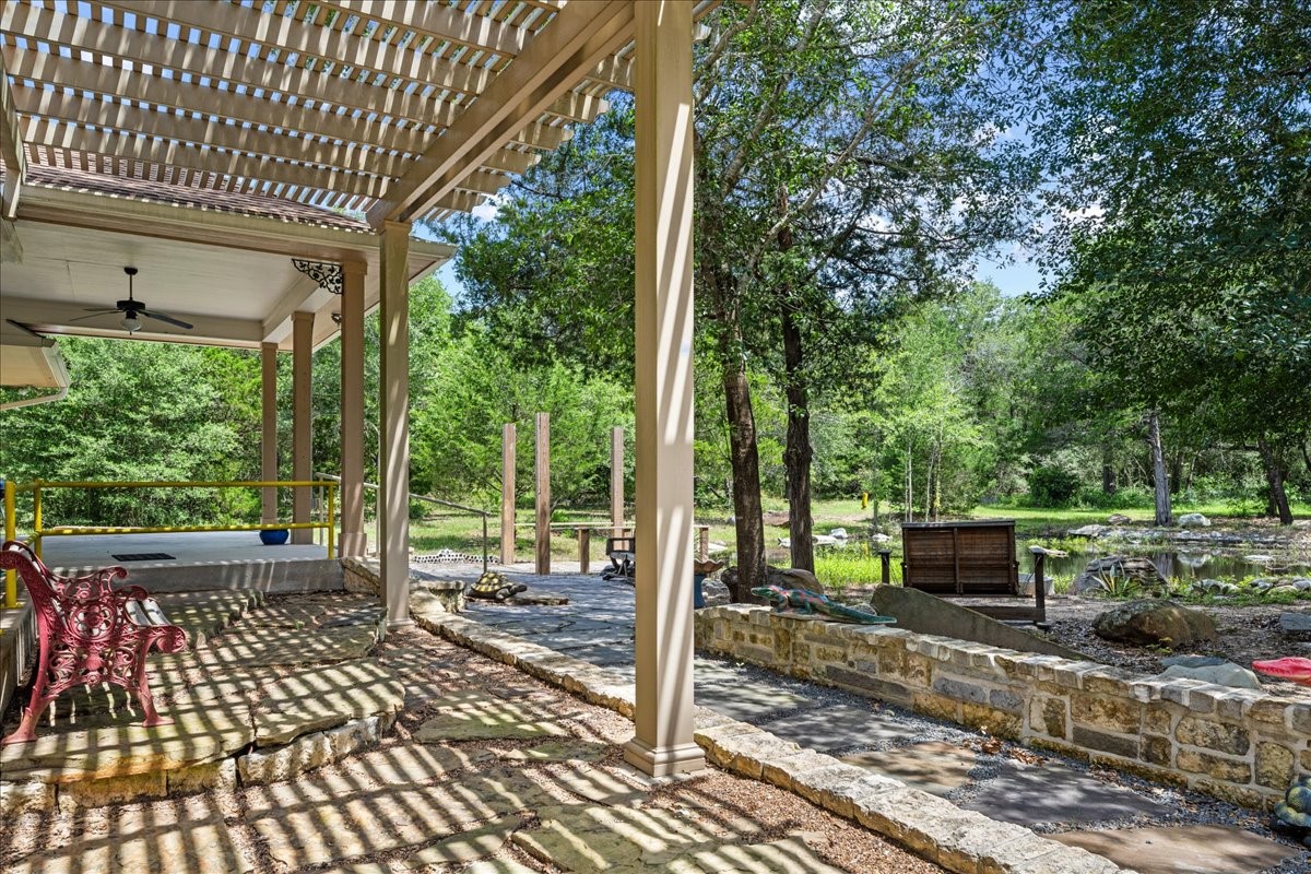 7750 Rolling Creek Road Burton, TX 77835 - Photo 14 of 42