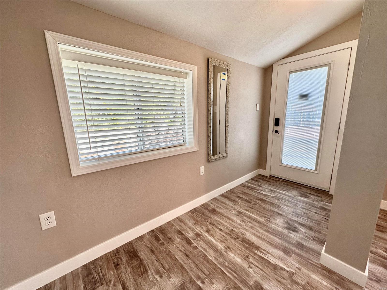 1382 Simmons Road O'Fallon, IL 62269 - Photo 11 of 43