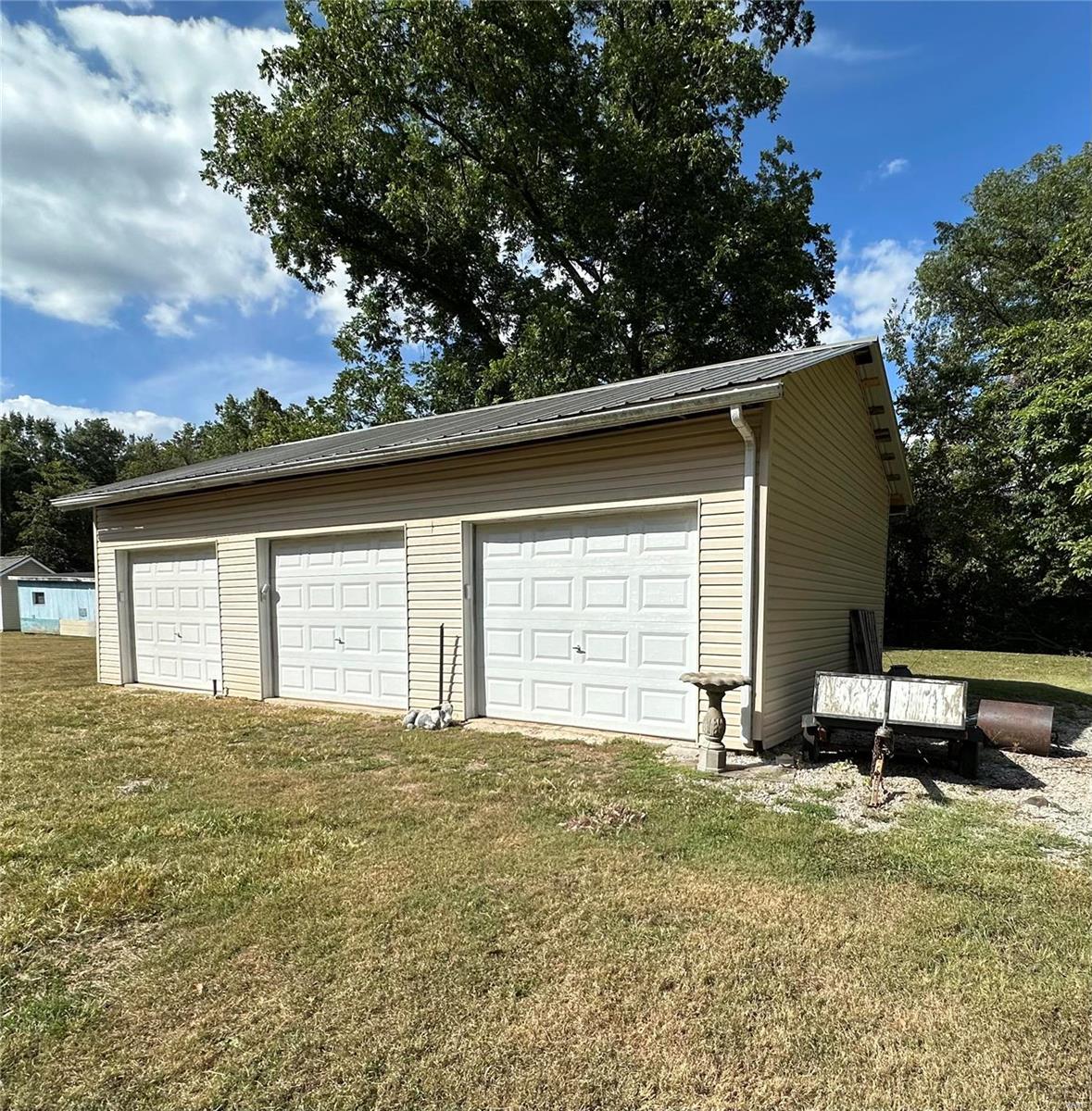1382 Simmons Road O'Fallon, IL 62269 - Photo 10 of 43