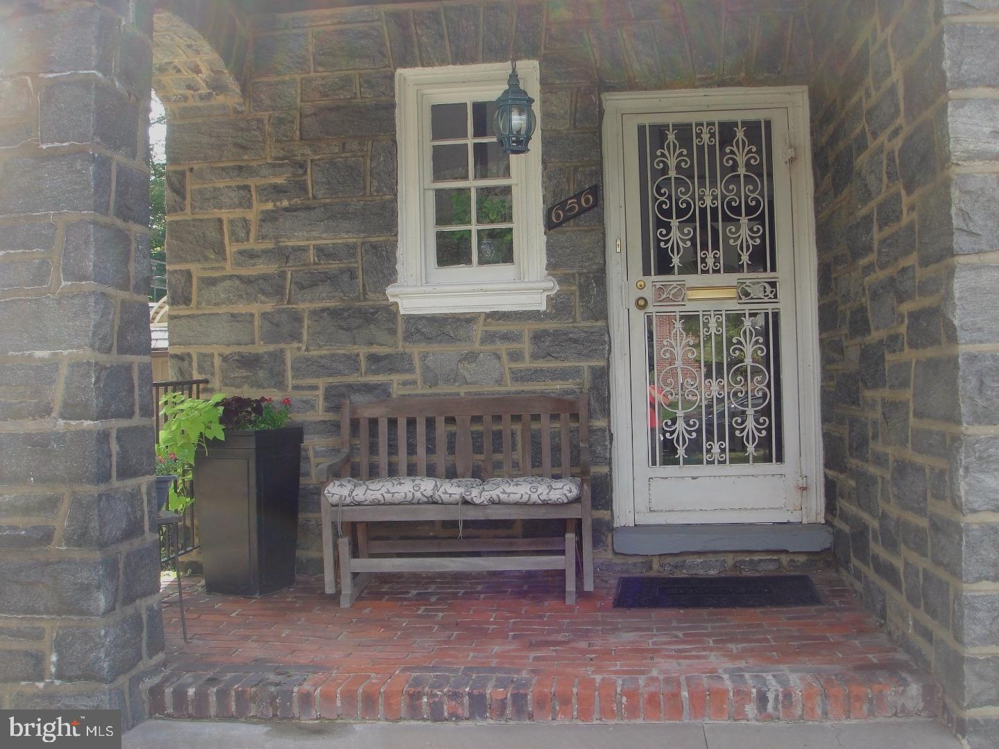 656 Arbor Road Yeadon, PA 19050 - Photo 4 of 24 Porch