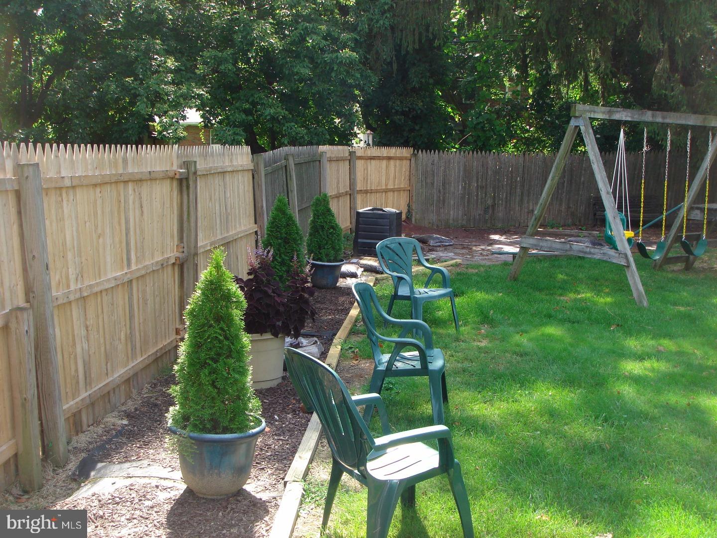 656 Arbor Road Yeadon, PA 19050 - Photo 8 of 24 Back Yard