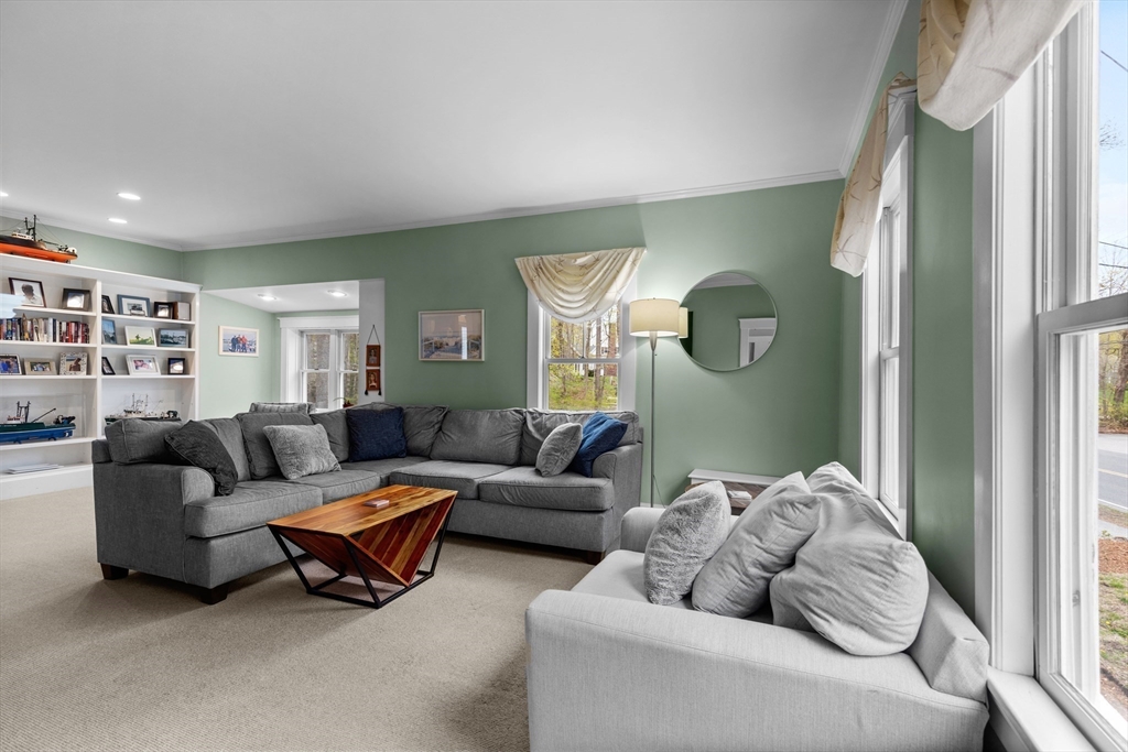 684 Country Way Scituate, MA 02066 - Photo 13 of 39