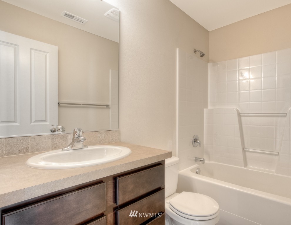 4702 East R Street, Unit 2707 Tacoma, WA 98404 - Photo 13 of 14 Gallery Image 13