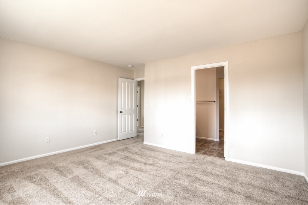 4702 East R Street, Unit 2707 Tacoma, WA 98404 - Photo 9 of 14 Gallery Image 9
