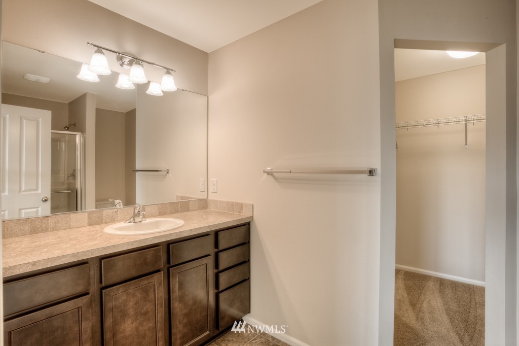 4702 East R Street, Unit 2707 Tacoma, WA 98404 - Photo 10 of 14 Gallery Image 10