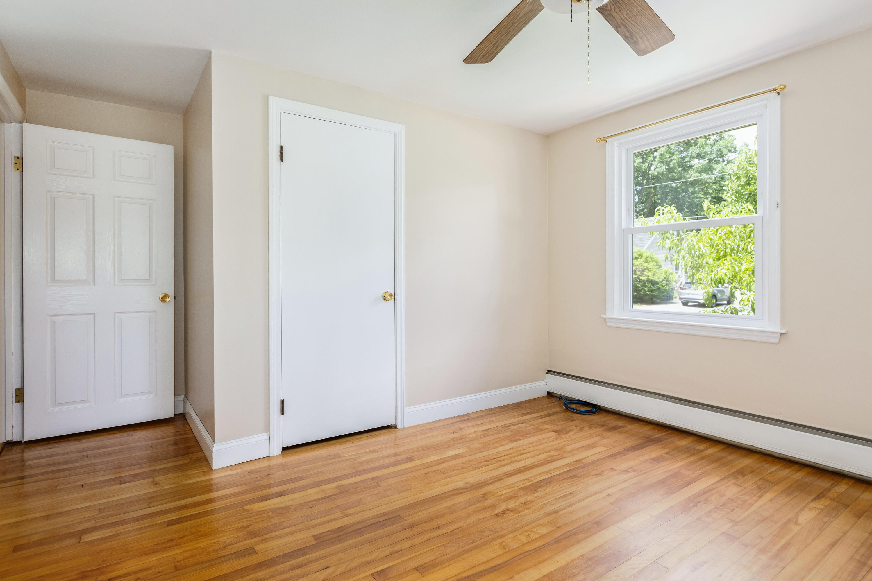 54 Wythburn Road South Portland, ME 04106 - Photo 16 of 35 54 Wythburn Rd South Portland-print-016-